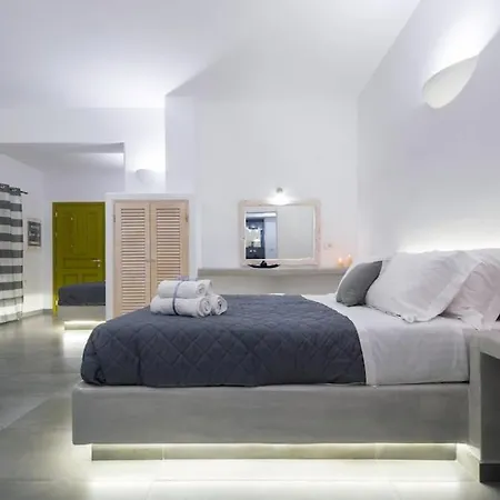 Apartment Shining Star In The Town Of Santorini *