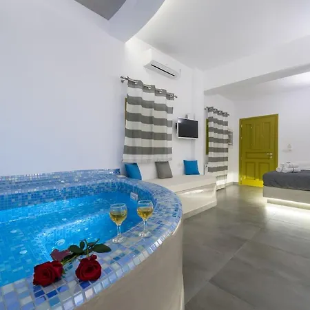 Apartment Shining Star In The Town Of Santorini *